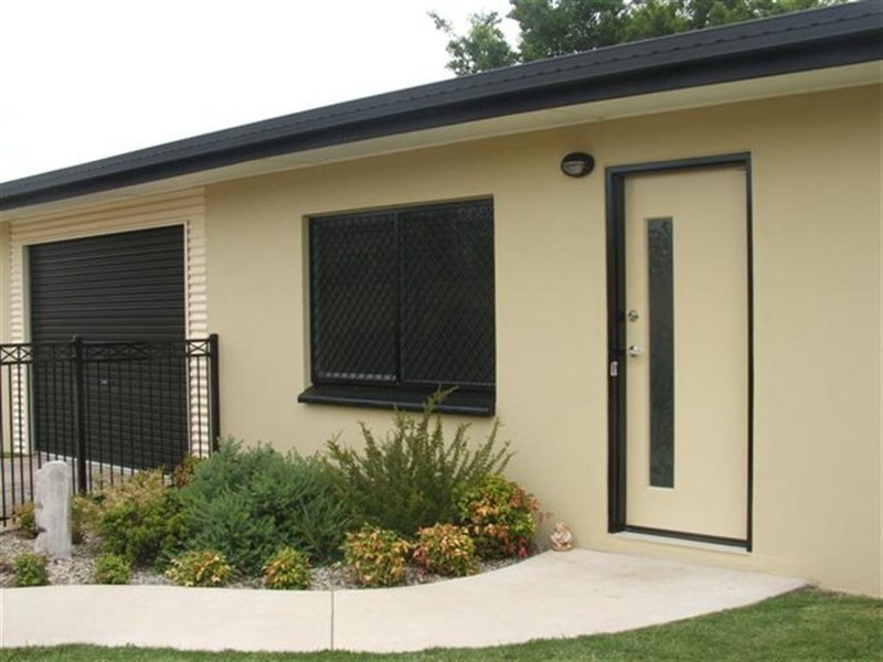 3/13 CECIL ST, Warwick QLD 4370