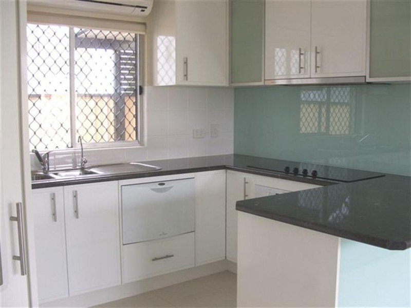 3/13 CECIL ST, Warwick QLD 4370