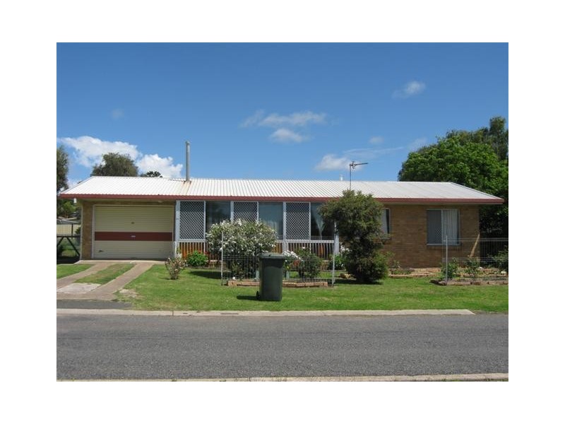 55 ACACIA AVE, Warwick QLD 4370