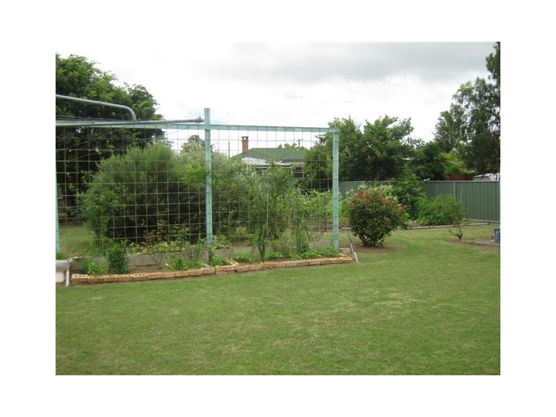 55 ACACIA AVE, Warwick QLD 4370