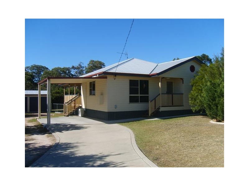 8 BATTERHAM ST, Warwick QLD 4370