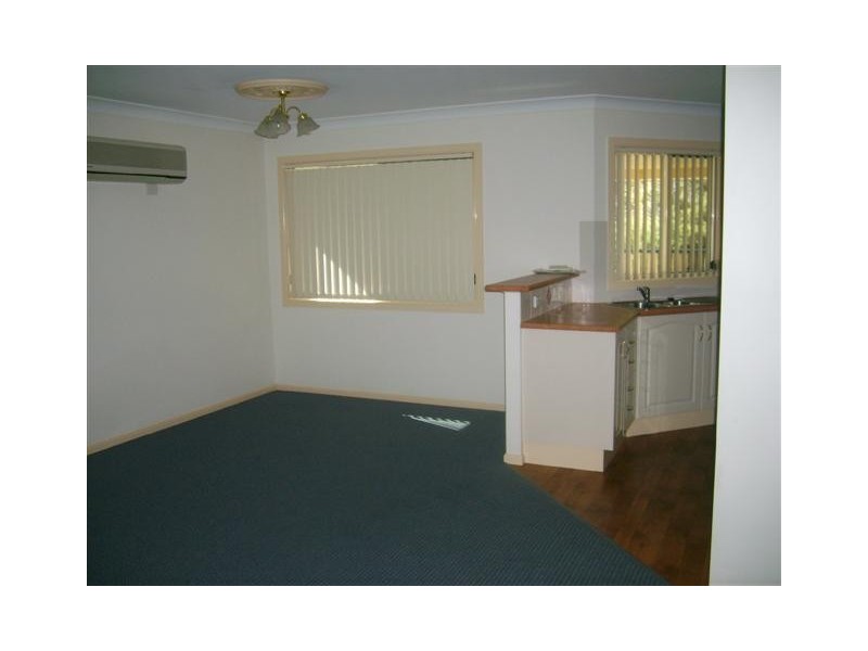 8 BATTERHAM ST, Warwick QLD 4370