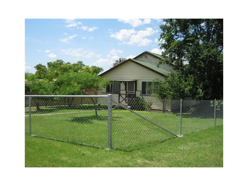 20 GLEN ROAD, Warwick QLD 4370