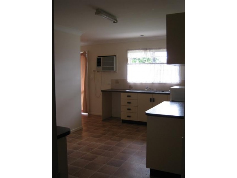 34 WALLACE ST, Warwick QLD 4370