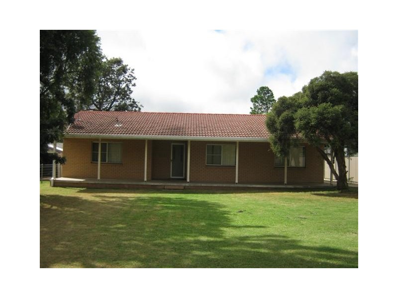 34 WALLACE ST, Warwick QLD 4370