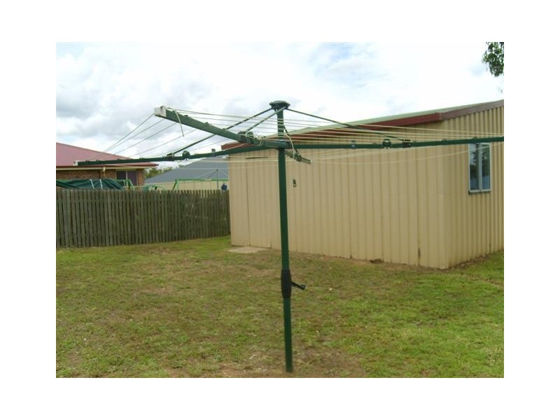 10 LYONS CRES, Warwick QLD 4370