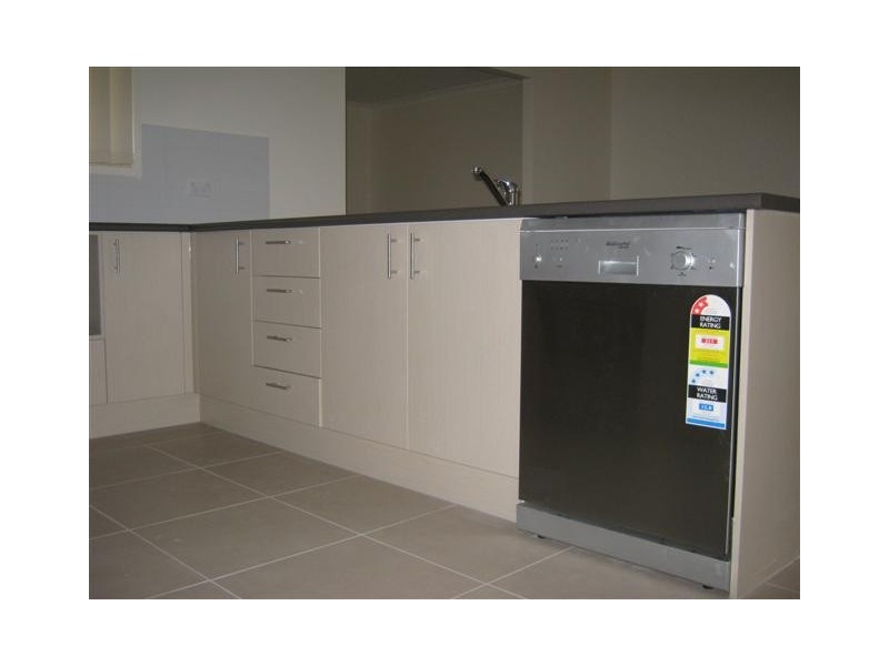 6 CAPITAL DR, Warwick QLD 4370