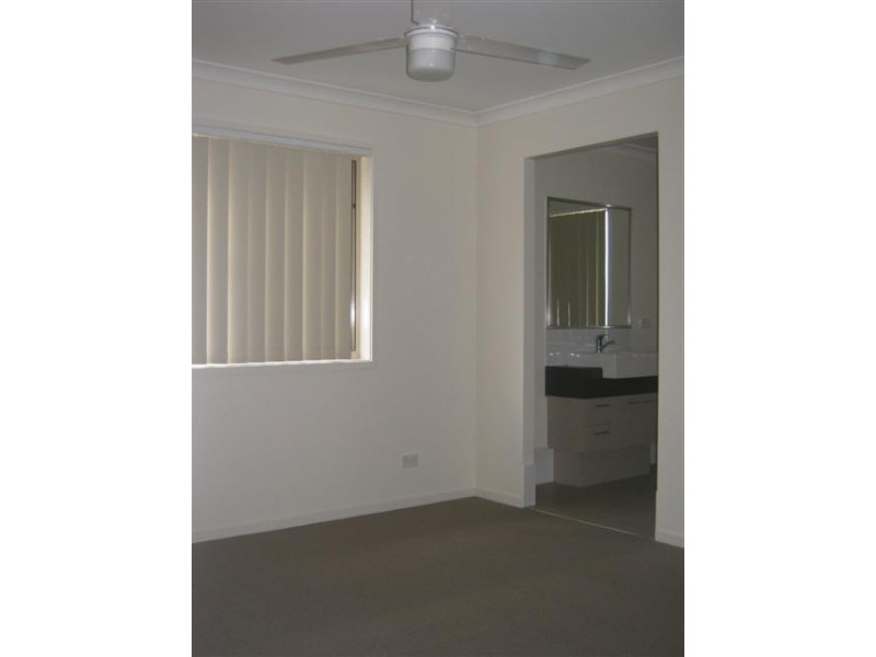 6 CAPITAL DR, Warwick QLD 4370