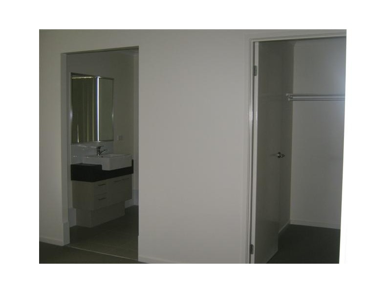 6 CAPITAL DR, Warwick QLD 4370