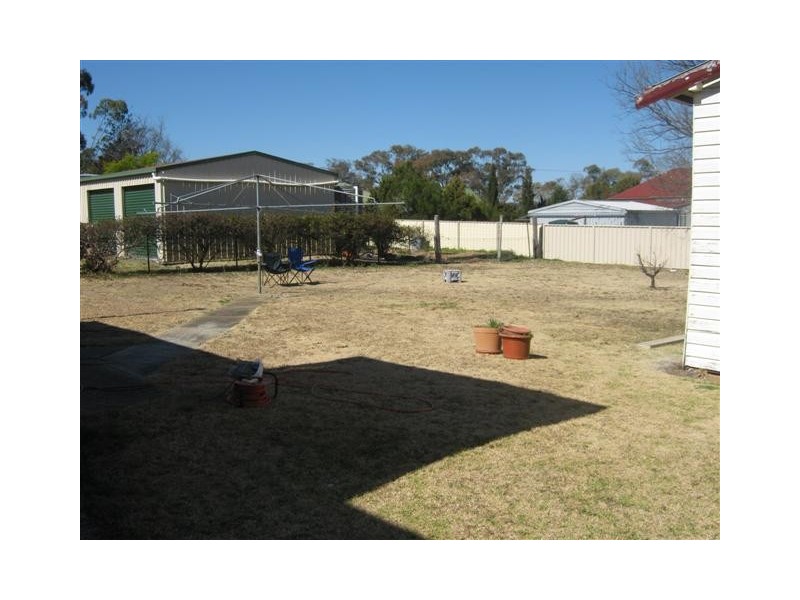 16 CECIL ST, Warwick QLD 4370