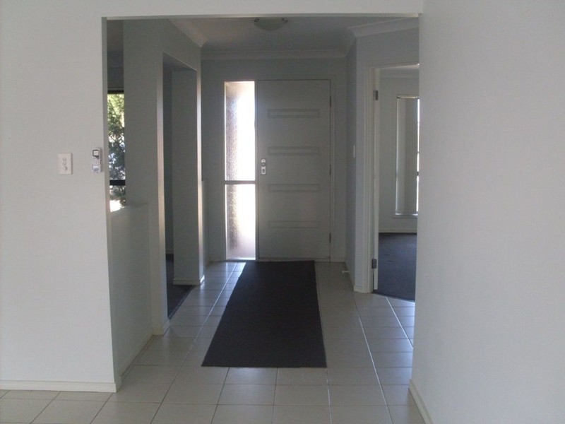 8 Pristine Court, Warwick QLD 4370