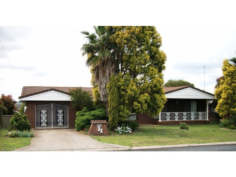 32 Fairway Drive, Warwick QLD 4370