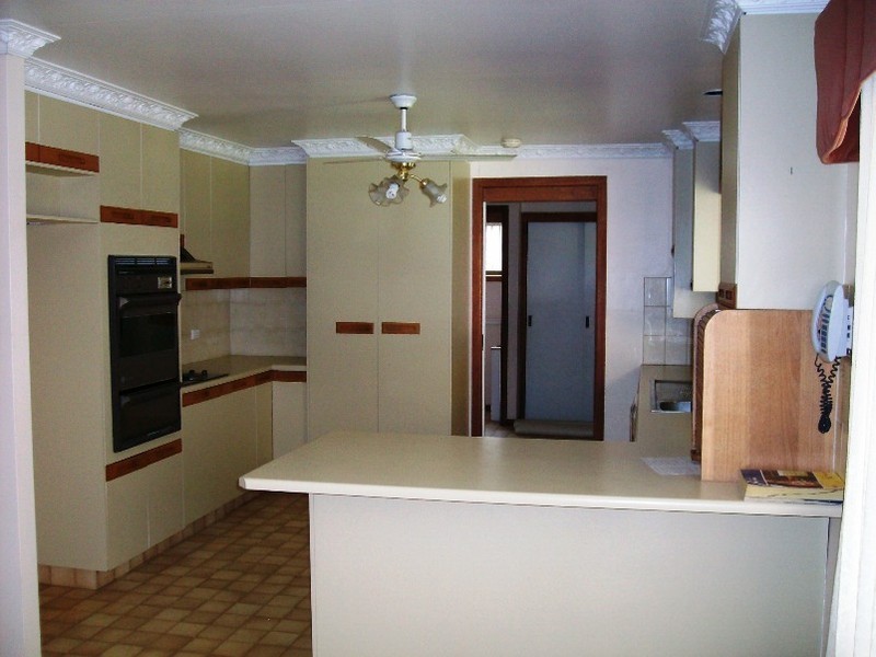 32 Fairway Drive, Warwick QLD 4370