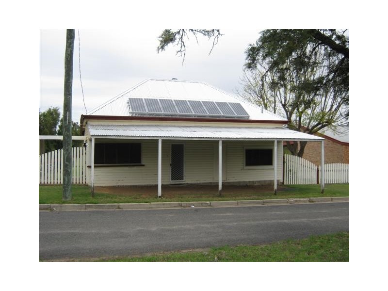 15  KING ST YANGAN, Warwick QLD 4370