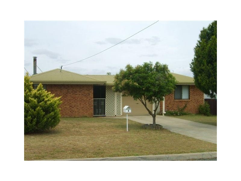 4 Gilbert Crescent, Warwick QLD 4370