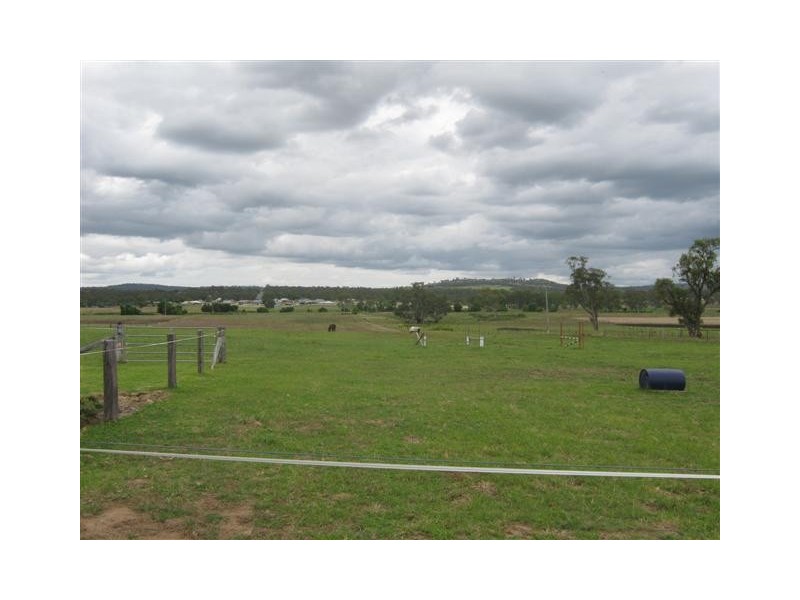 83 Canningvale Road, Warwick QLD 4370