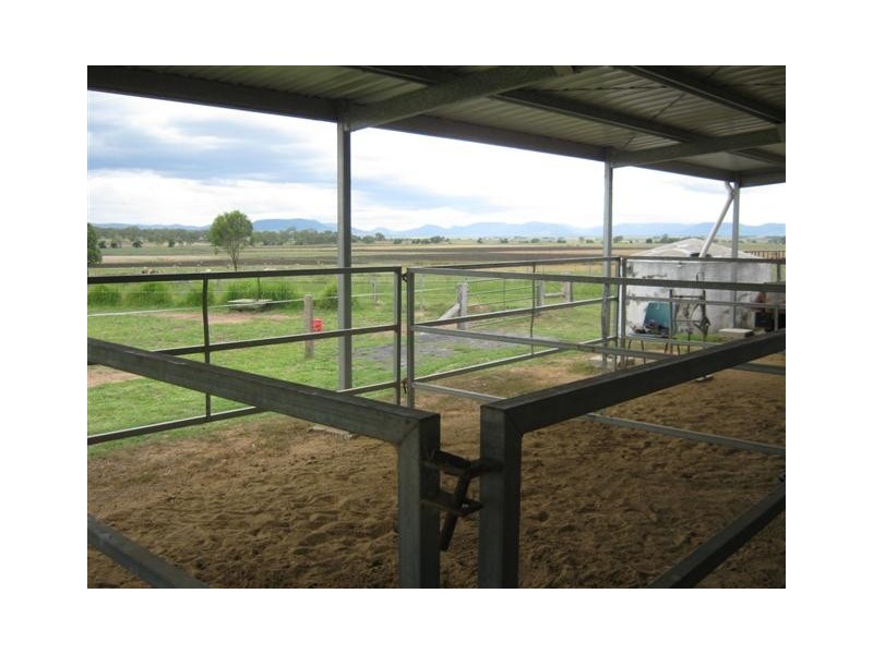 83 Canningvale Road, Warwick QLD 4370