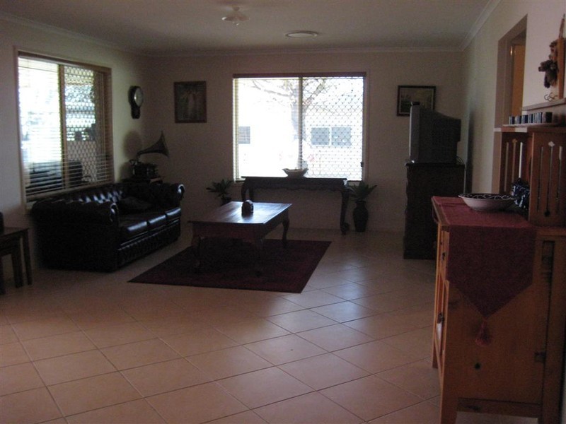 8 Labatt St, Warwick QLD 4370