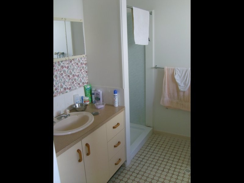 1/11 Barth Street, Warwick QLD 4370