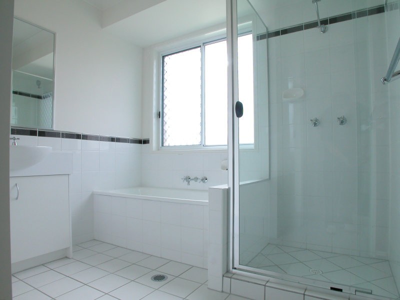 Kensington Grove QLD 4341
