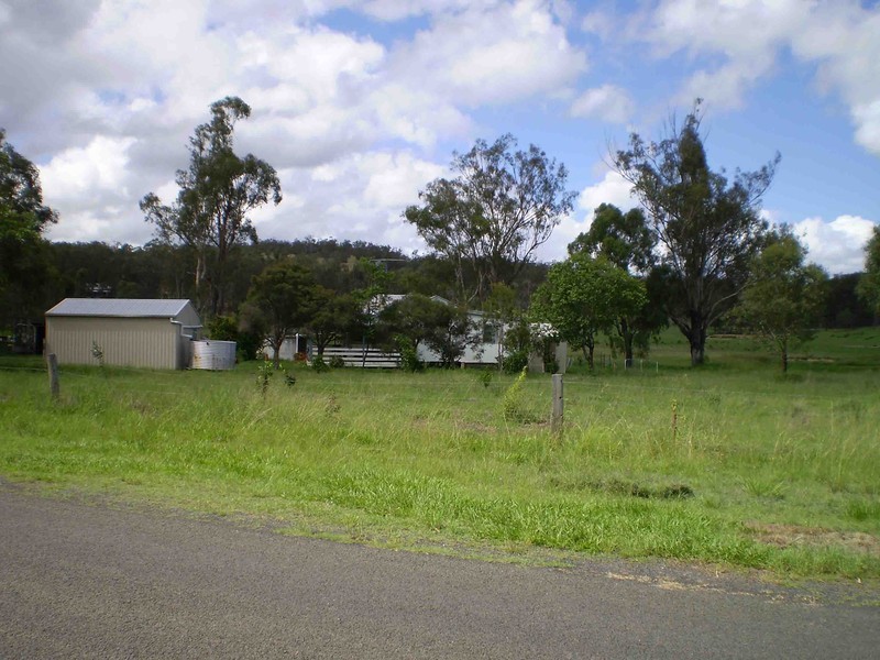36 Beames Drive, Laidley South QLD 4341