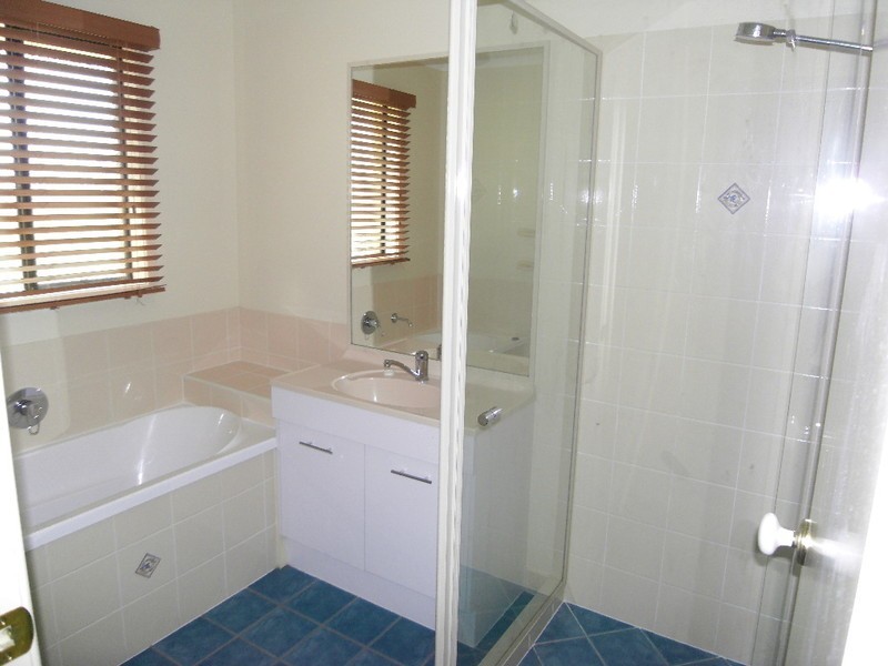 18 Hewett Drive, Regency Downs QLD 4341