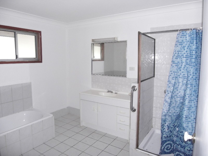 19 Wheatley Court, Regency Downs QLD 4341