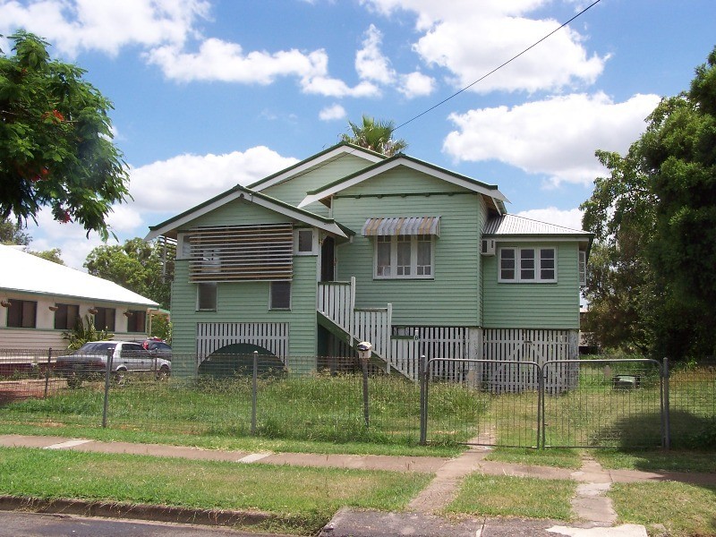 8 Church Street, Forest Hill QLD 4342