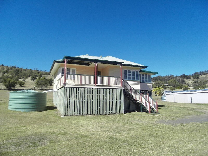 10 Stieler Drive, Plainland QLD 4341