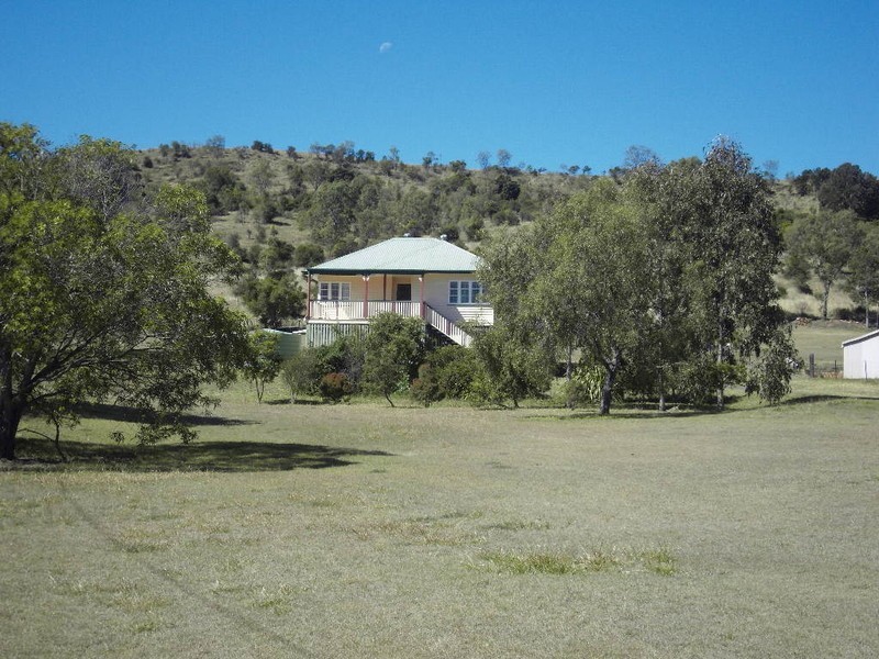 10 Stieler Drive, Plainland QLD 4341
