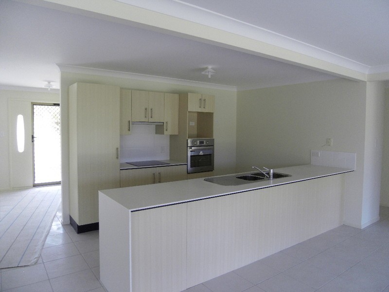 20 Hewett Drive, Regency Downs QLD 4341