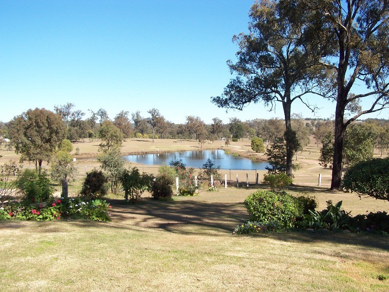 25 Fairway Drive, Hatton Vale QLD 4341