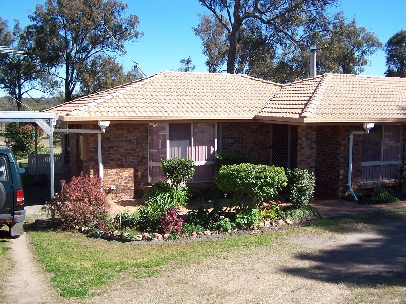 25 Fairway Drive, Hatton Vale QLD 4341