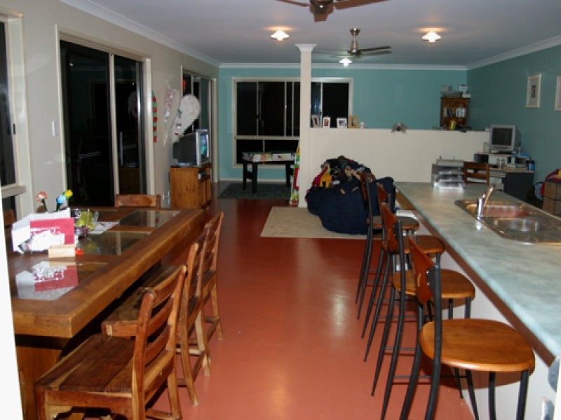 Brooloo QLD 4570
