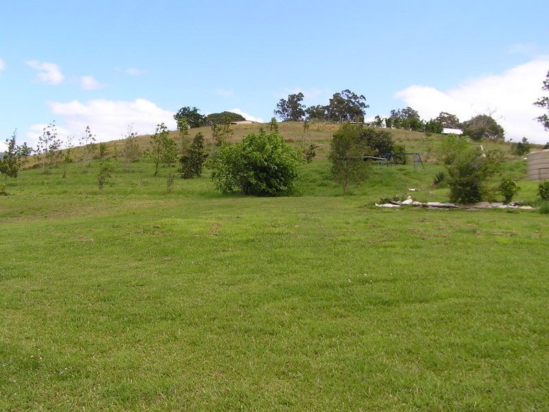 Brooloo QLD 4570
