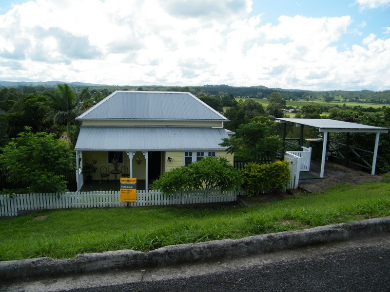 15 Elizabeth, Imbil QLD 4570