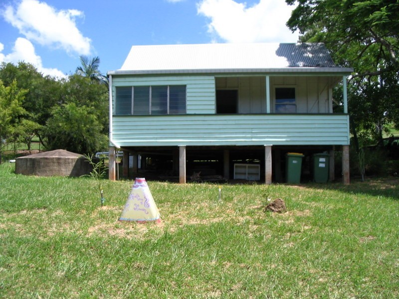 Brooloo QLD 4570