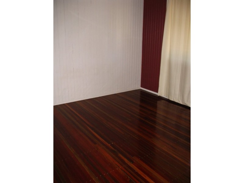 Bollier QLD 4570