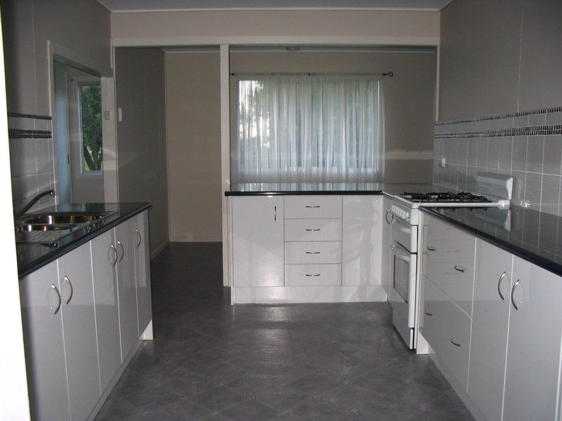 Brooloo QLD 4570