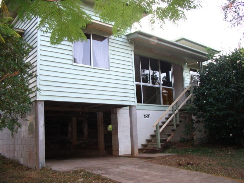 Brooloo QLD 4570