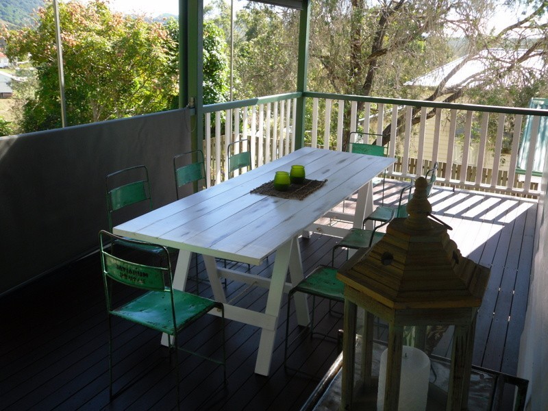 16 Elizabeth St, Imbil QLD 4570