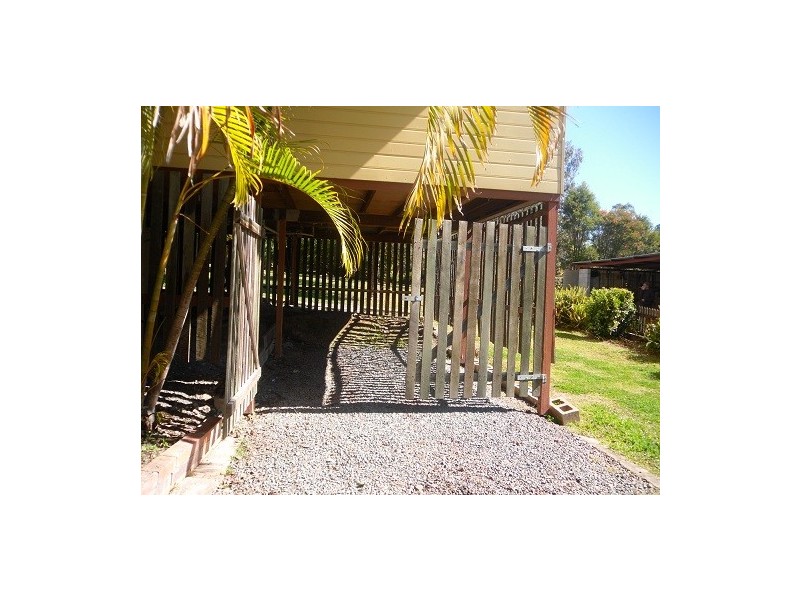 42 Busby St, Amamoor QLD 4570