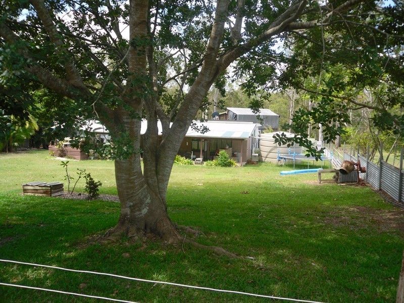 Brooloo QLD 4570