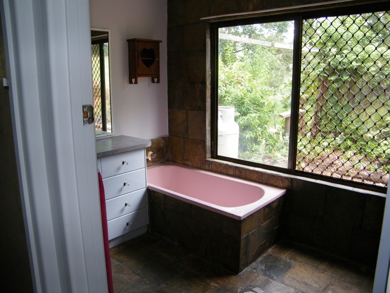 32 Kevin Road, Imbil QLD 4570