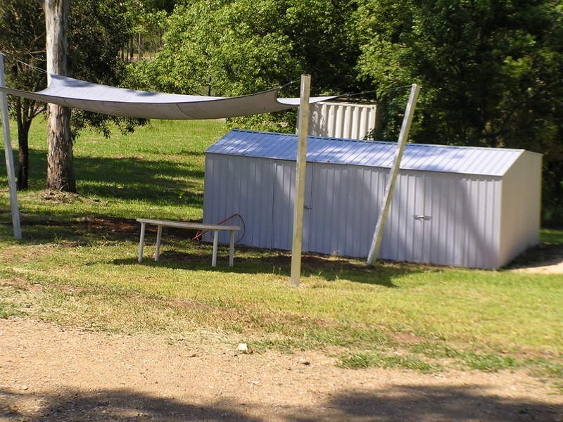 10 George, Brooloo QLD 4570