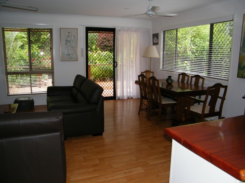 14 Parry Street, Brooloo QLD 4570