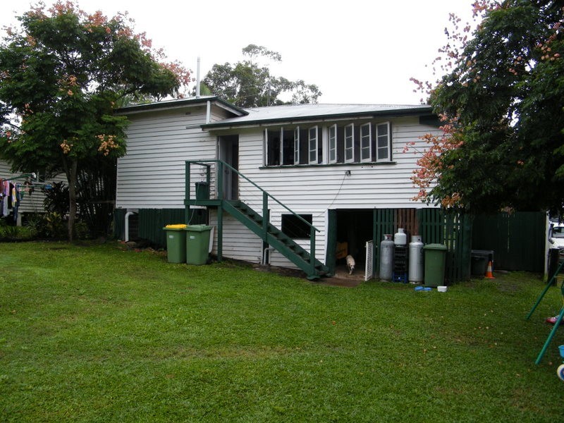 6 Edward, Imbil QLD 4570