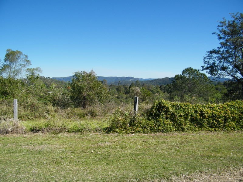 12 Oak Court, Carters Ridge QLD 4563