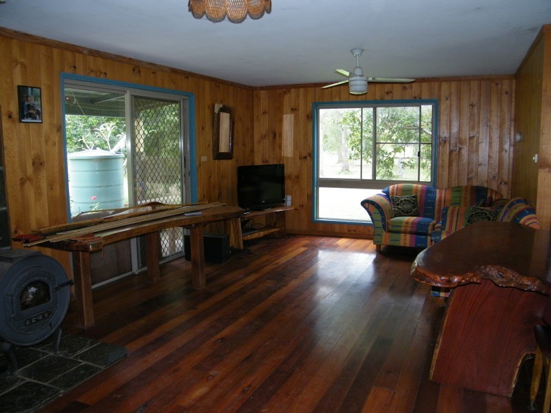 264 Coonoongibba Creek, Brooloo QLD 4570