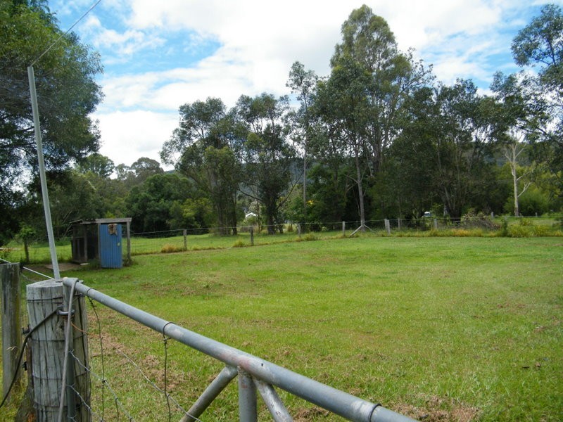 264 Coonoongibba Creek, Brooloo QLD 4570